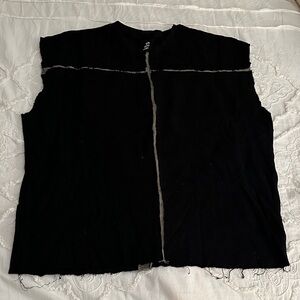 Men's Black Sleeveless Muscle Tee